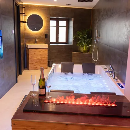 Apartment Koeur Du Chateau *